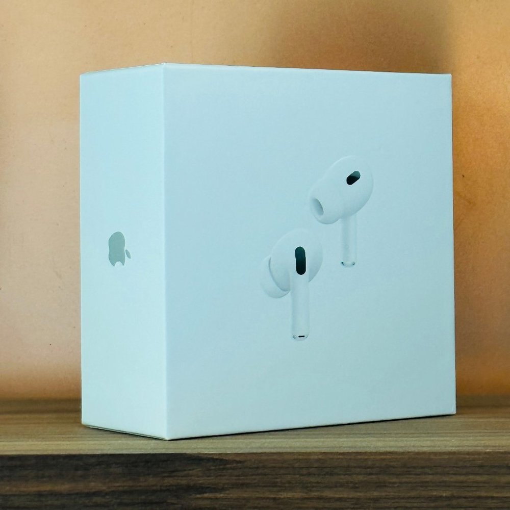 AirPods Pro (2nd Gen) with MagSafe Charging Case - Open Box